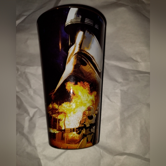Star Wars drinking glass cup Kylo Ren stormtrooper disney tumbler Darth Vader - Picture 2 of 4